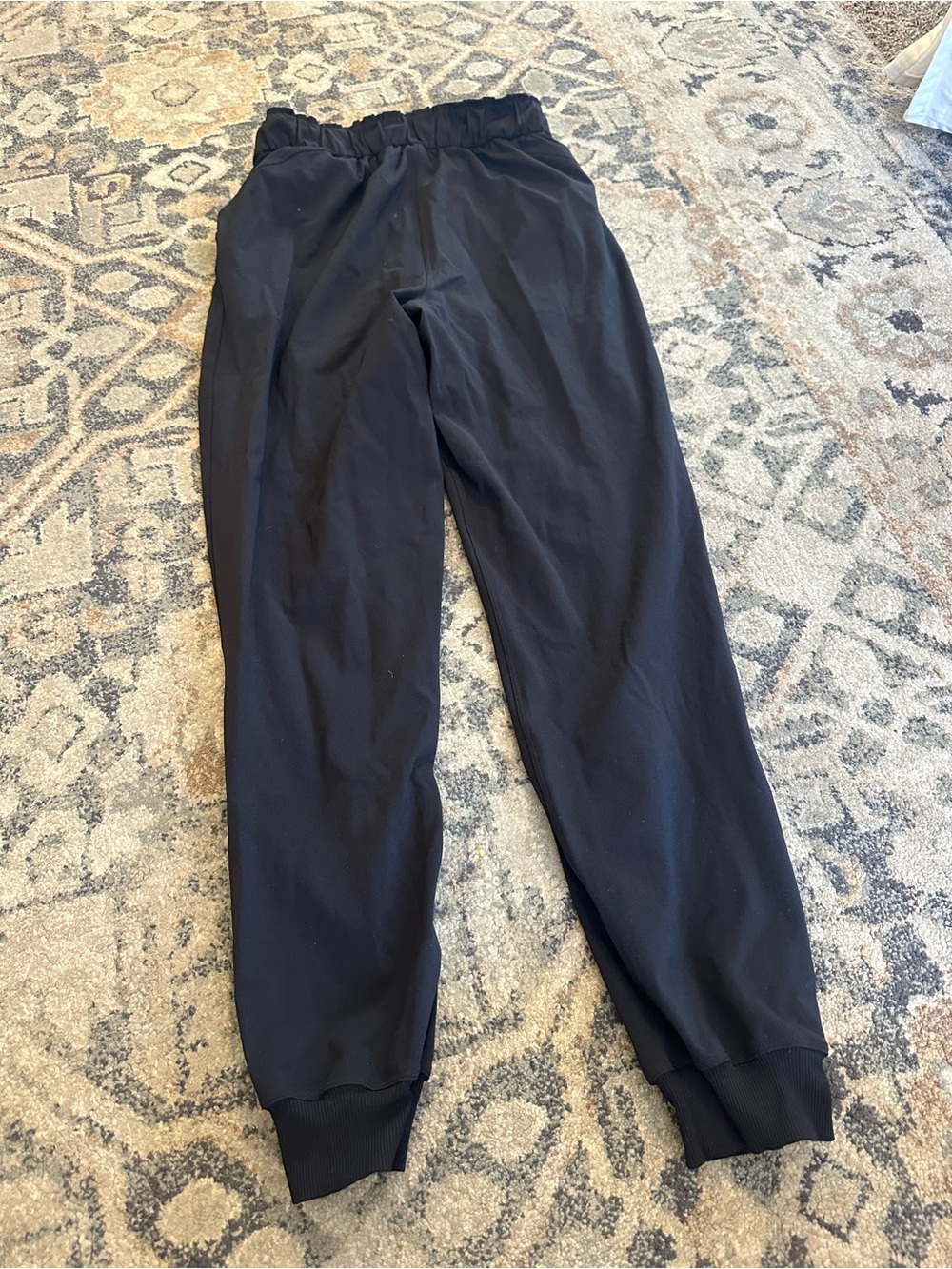 lululemon athletica Black Women's Elastic Waist Joggers